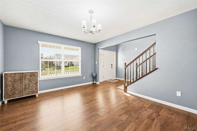 Building Photo - 463 Dusty Brook Dr