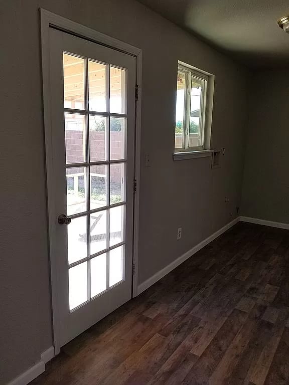 Building Photo - 810 Santa Cruz Dr