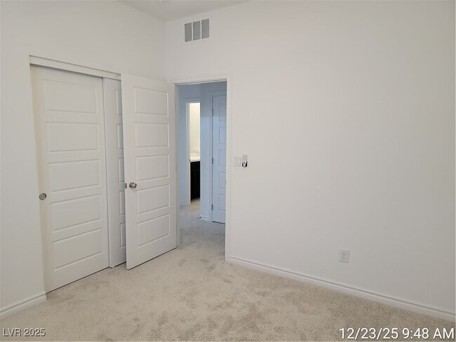 Building Photo - 2866 Gunnery Frg St