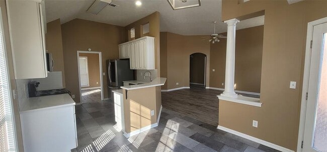Building Photo - 7554 Pinnacle Point