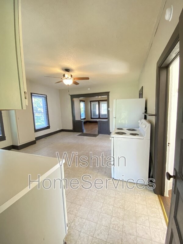 Building Photo - 814 Macomb St