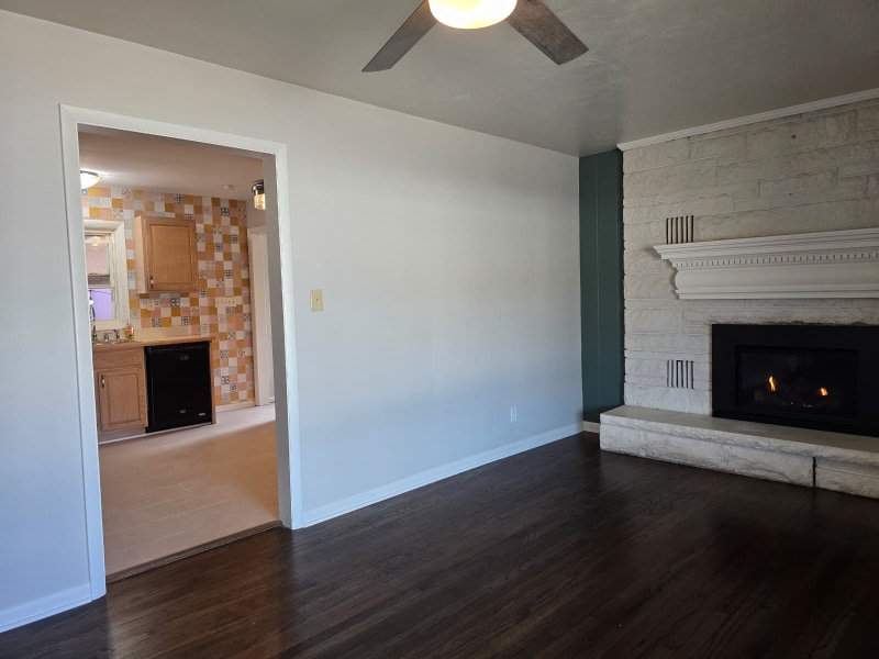 Building Photo - 705 Decatur St