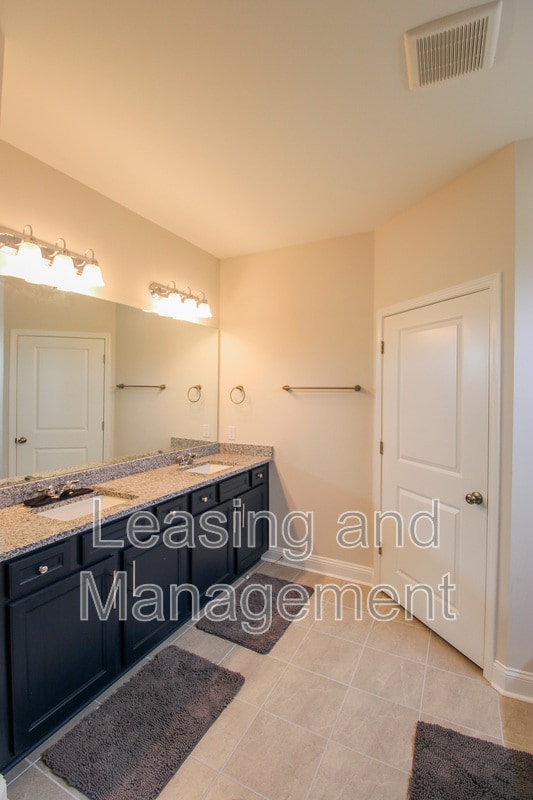 Building Photo - 2066 Cousteau Ct