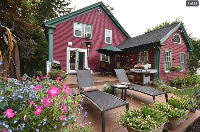Primary Photo - 281 Mill Valley Rd