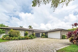 Building Photo - 4371 Casper Ct