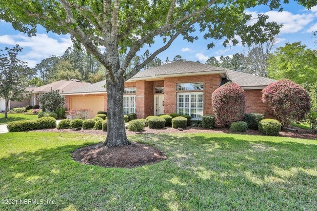 Primary Photo - 11960 Lake Fern Dr
