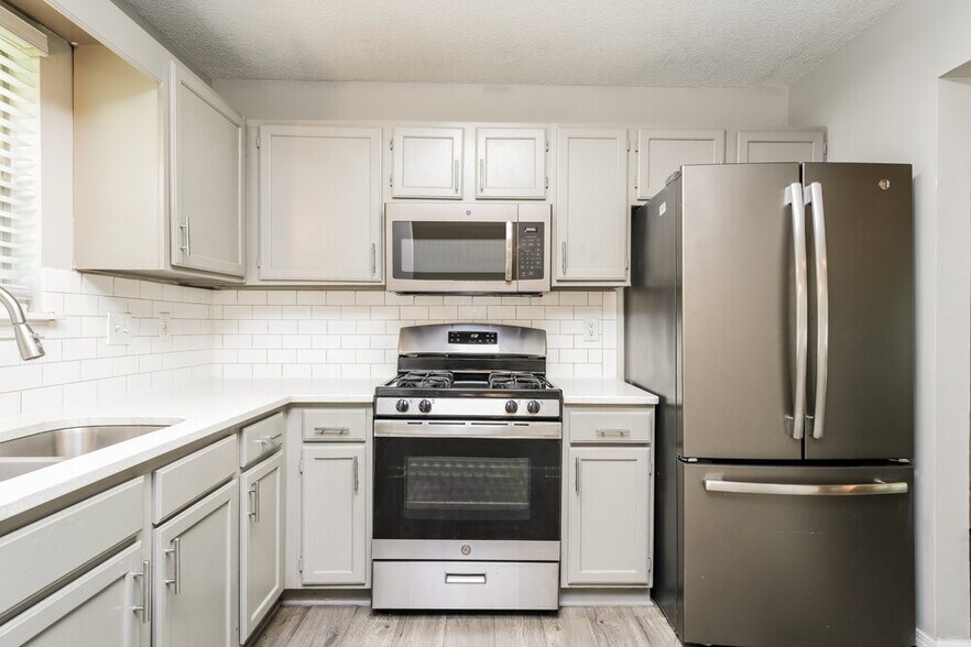 Building Photo - 6609 Swift Creek Rd