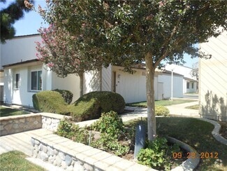 Building Photo - 334 Meadow Ct