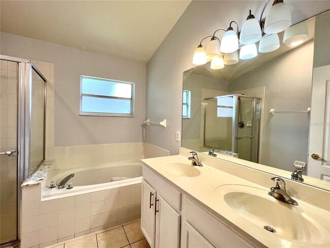 Building Photo - 80 Pine Forest Pl