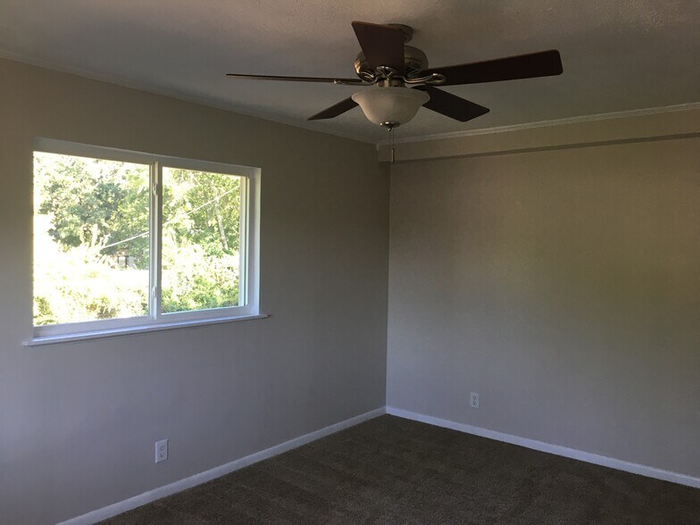 Bedroom 2 - 312 Jagoe St