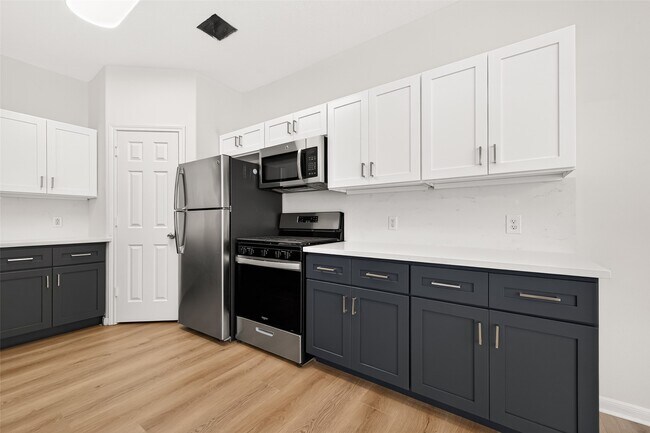 Building Photo - 4719 Cashel Cir