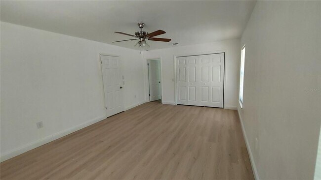 Building Photo - 9700 SW 209th Ct
