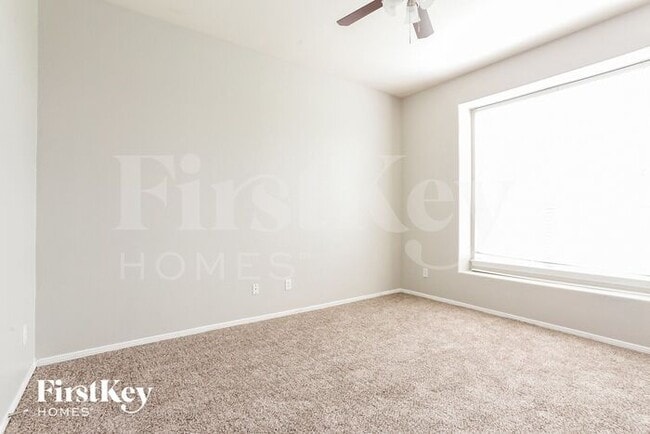 Building Photo - 5202 McGrath Dr