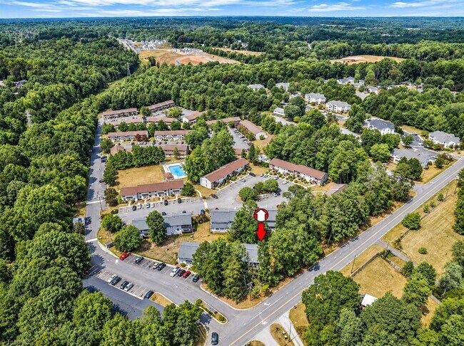 Building Photo - 4000 S Bend Dr