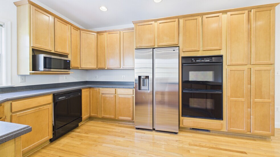 Building Photo - 25807 Turlough Ter