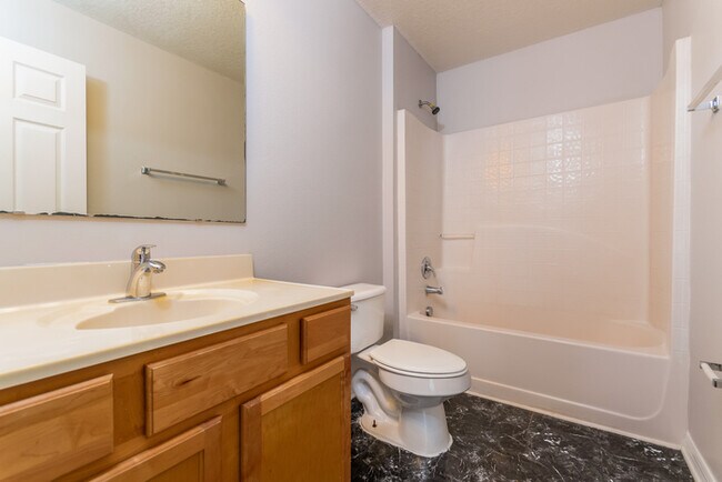 Building Photo - 4951 Silver Thistle Ln