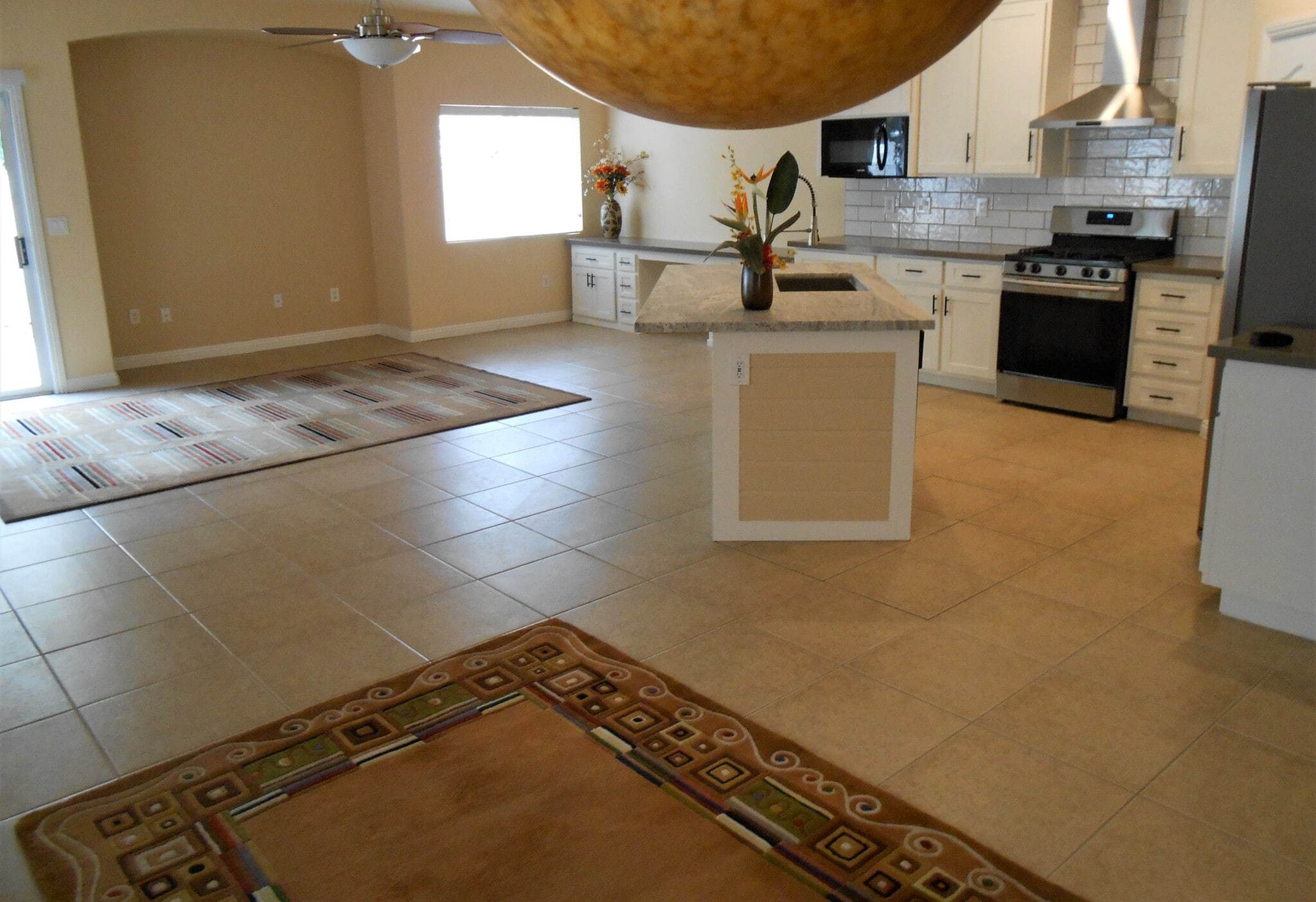 Building Photo - 81 Dow Jones St