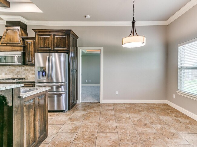Building Photo - 4817 Arbuckle Dr