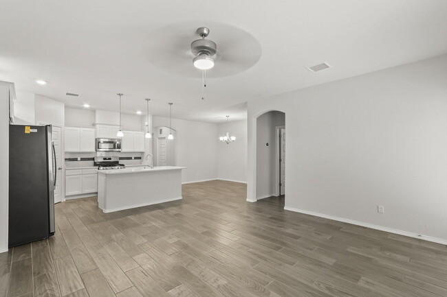 Building Photo - 7352 Frostline Pl