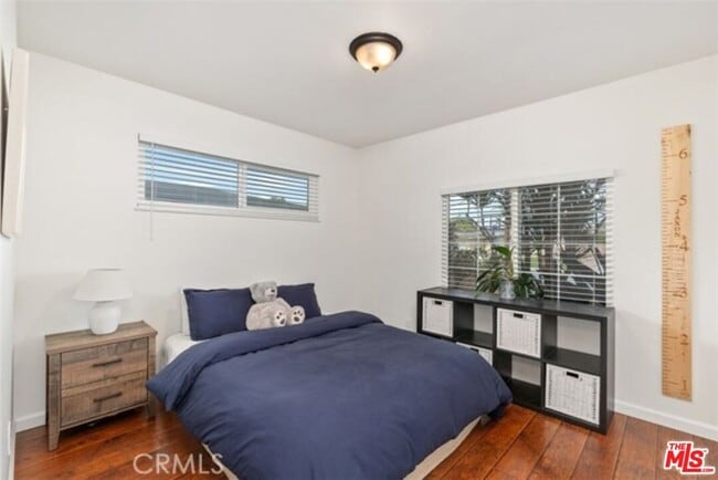 Building Photo - 4500 W Tiller Ave