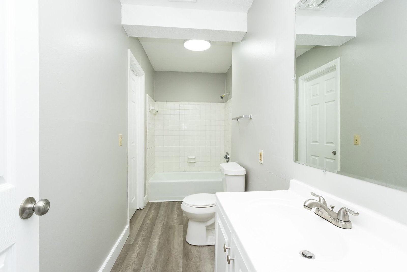 Building Photo - 4000 Lara Ln