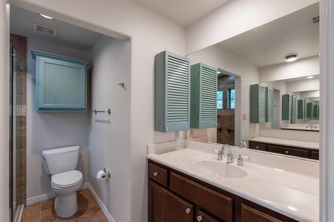 Building Photo - 13604 Caldwell Dr