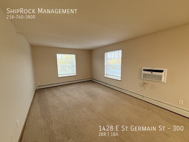 Building Photo - 1428 E St Germain St