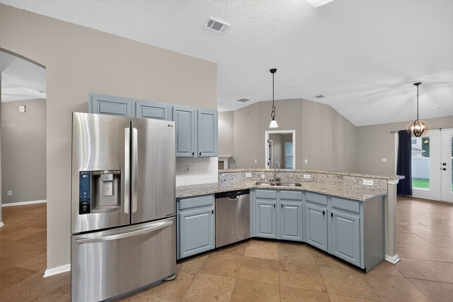 Building Photo - 863 Timberjack Ct