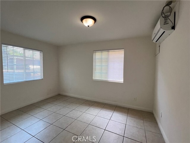 Building Photo - 14018 Benbow St