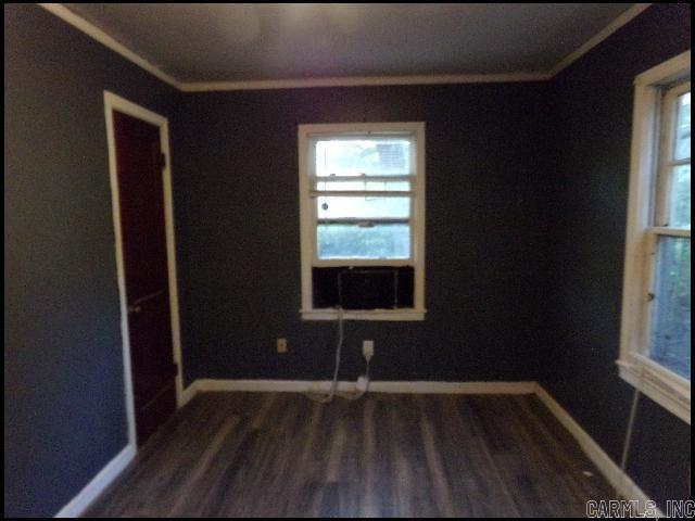 Building Photo - 2115 W 16th St