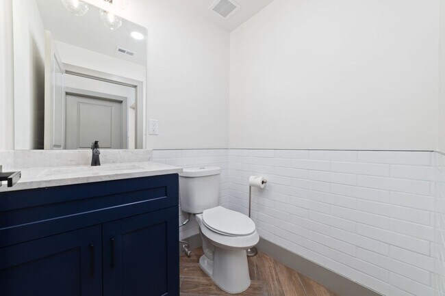 Building Photo - 11931 S Red Cedar Cir