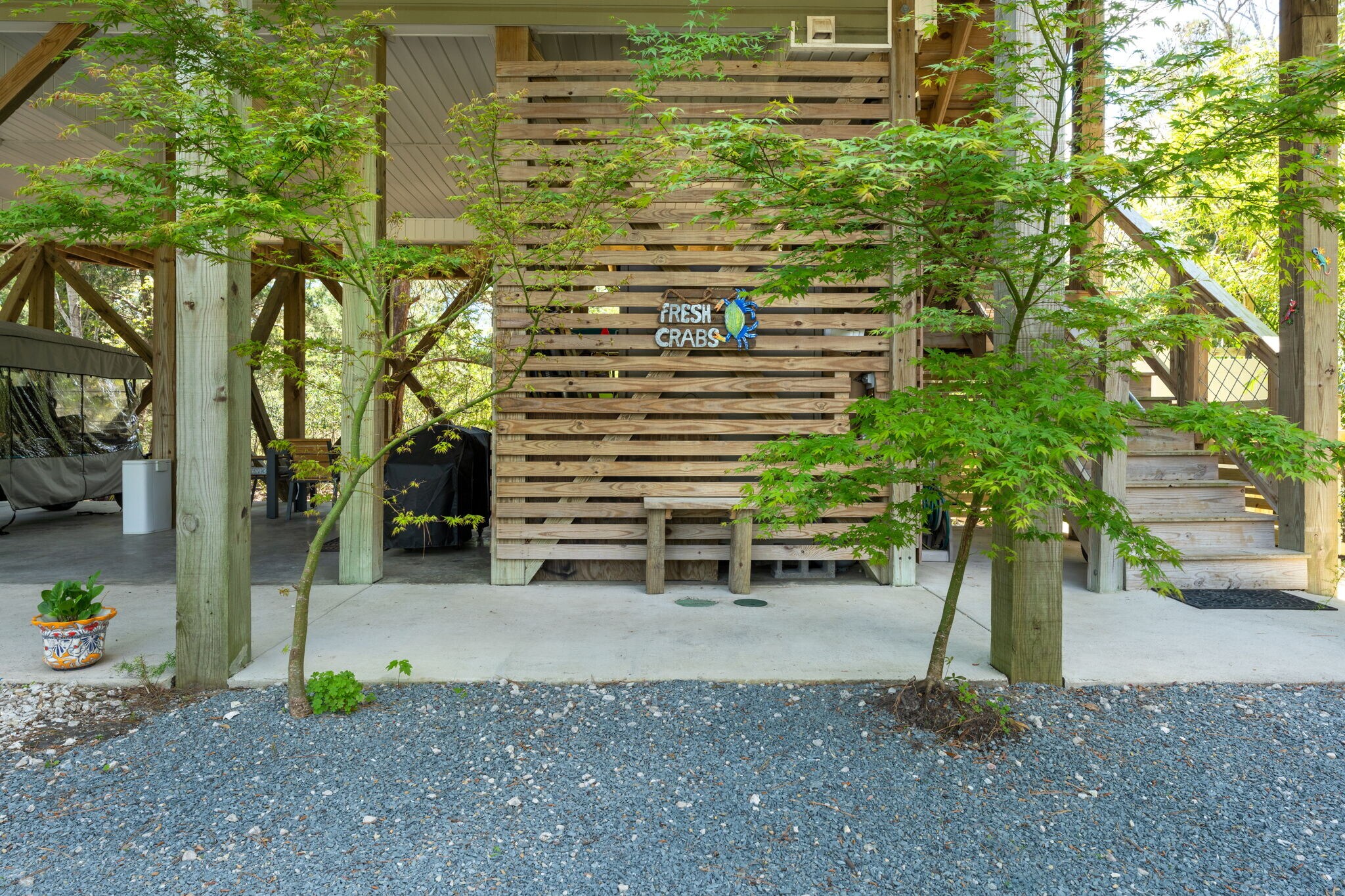 Building Photo - 211 Lewis Dr