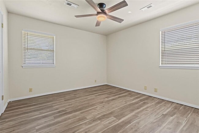 Building Photo - 1308 Lee St