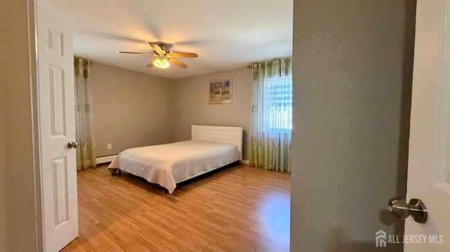 Building Photo - 363 Cranbury Rd