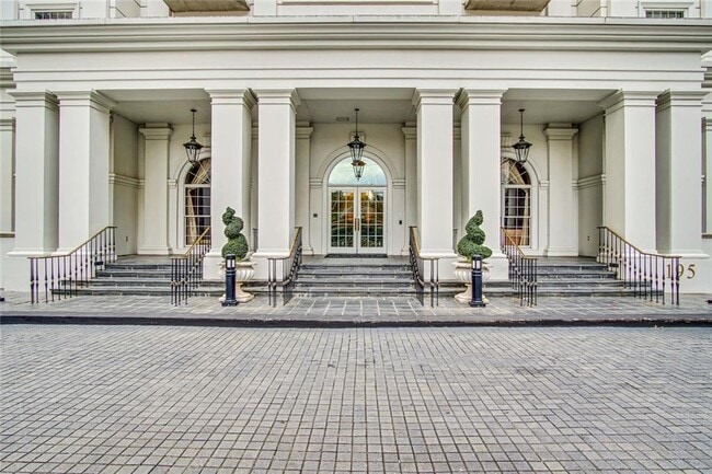 Building Photo - 195 14th St NE