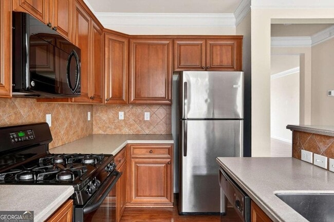 Building Photo - 438 Tioram Ln SE