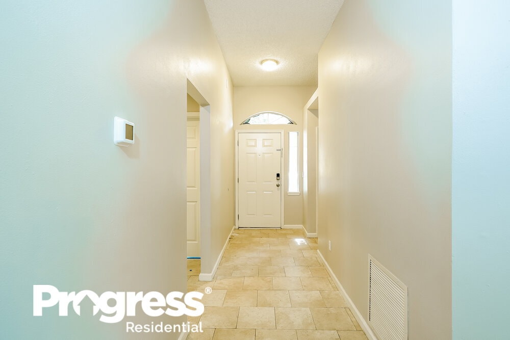 Building Photo - 1126 Brookwood Bluff Rd E