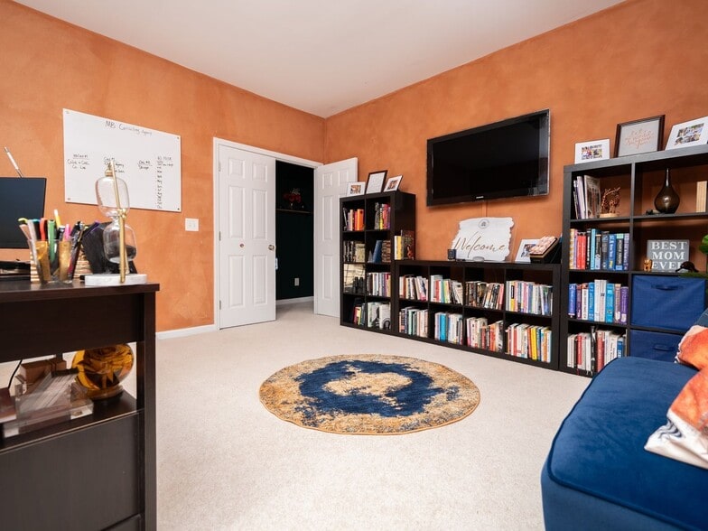 Building Photo - 1606 Morehead Hill Ct