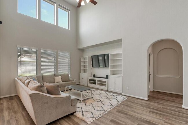 Building Photo - 9711 Turquoise Sky Ct