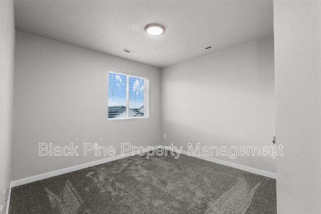 Building Photo - 11116 W Langit St