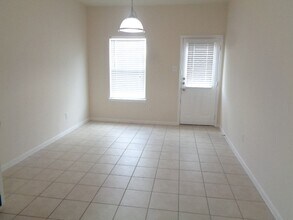 Building Photo - 6702 Castle Terrace Ct