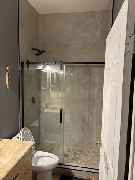 Building Photo - 5475 NW North Crisona Cir