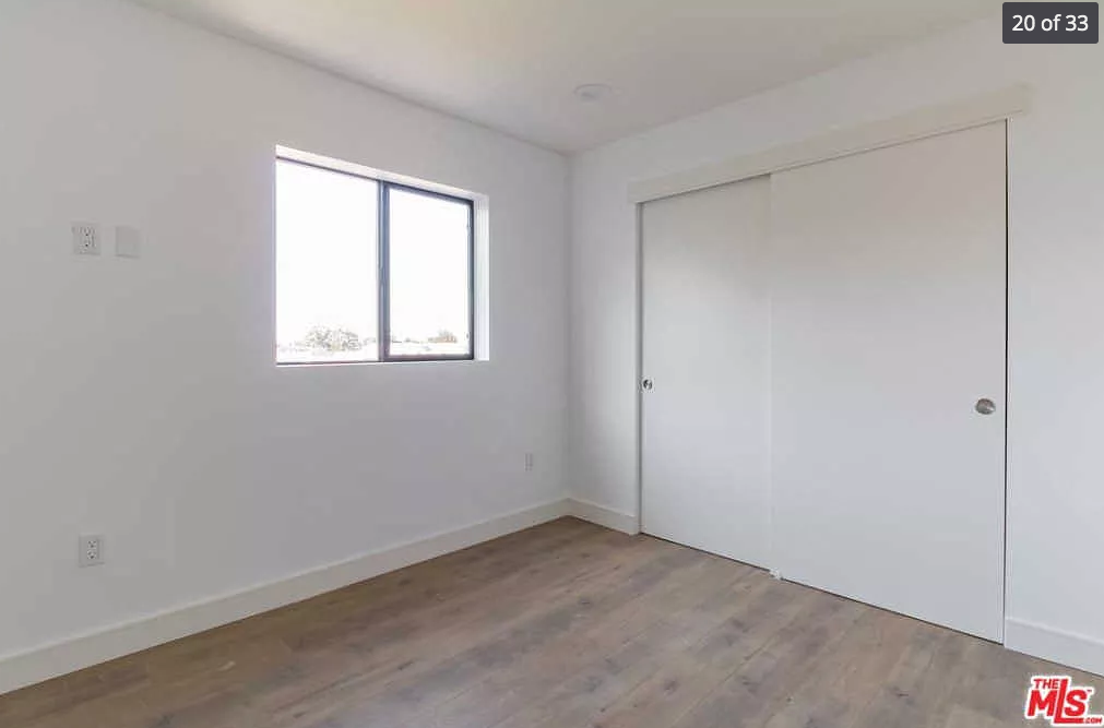 Building Photo - 412 N Ardmore Ave