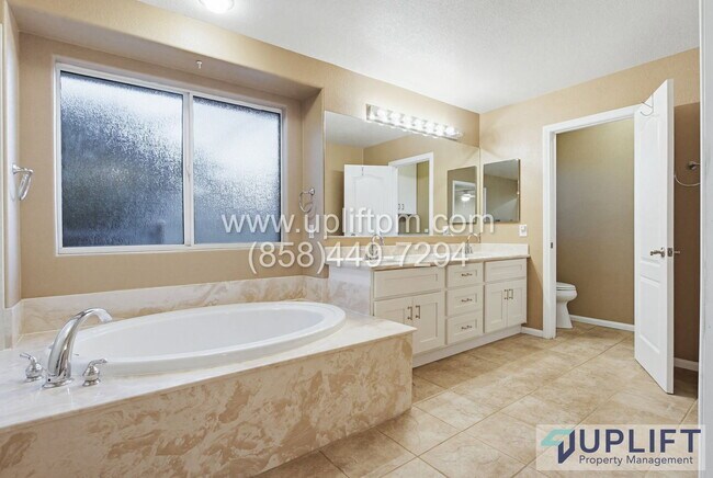 Building Photo - 24427 Del Amo Rd