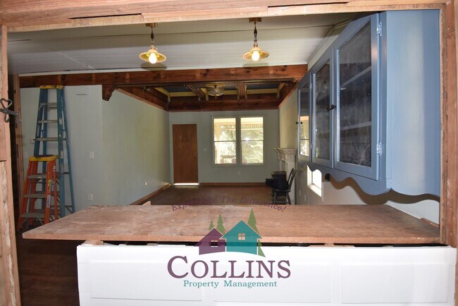 Building Photo - 422 Dalton St