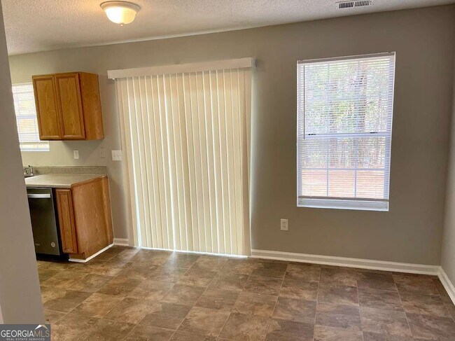 Building Photo - 7104 Merrywood Dr