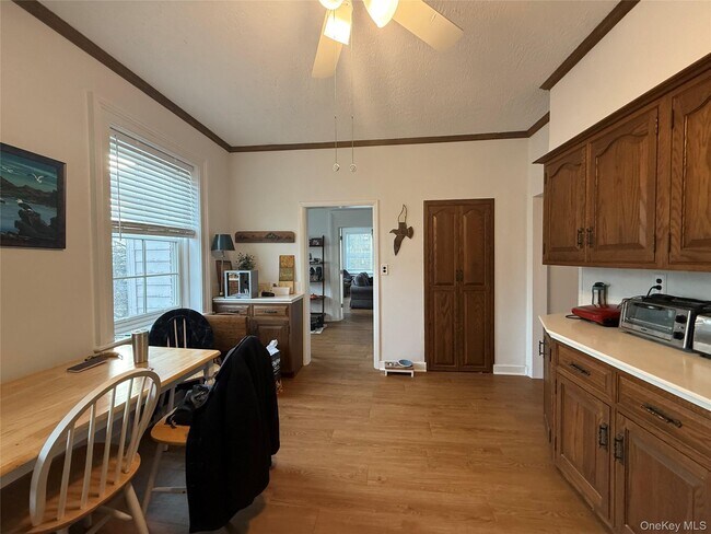 Building Photo - 5 Wood Ct