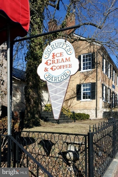 Building Photo - 23533 Light Horse Ct