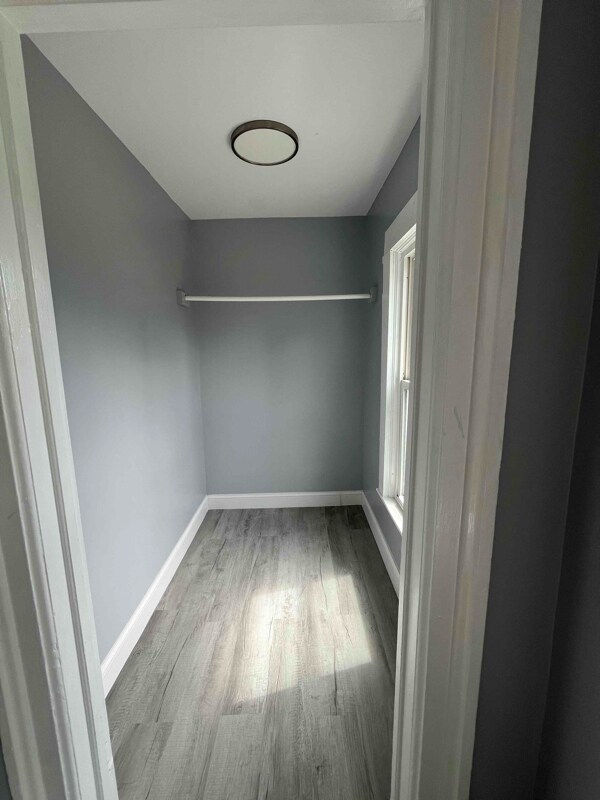 Building Photo - 414 N Bellinger St