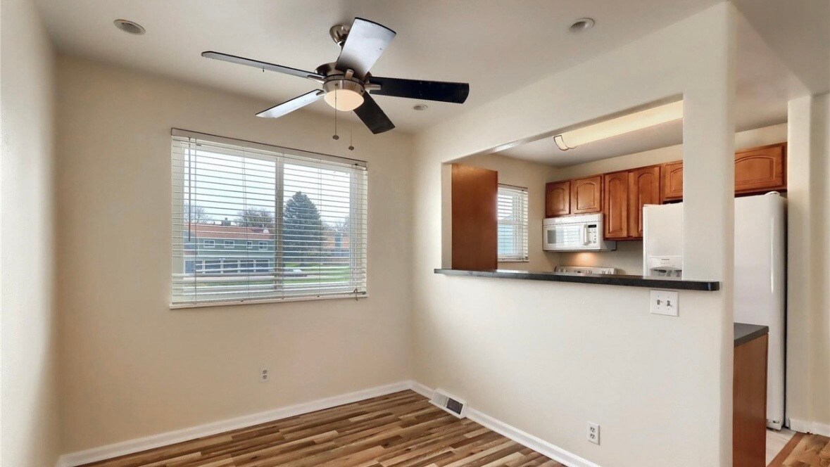 Building Photo - 4571 S Hannibal St